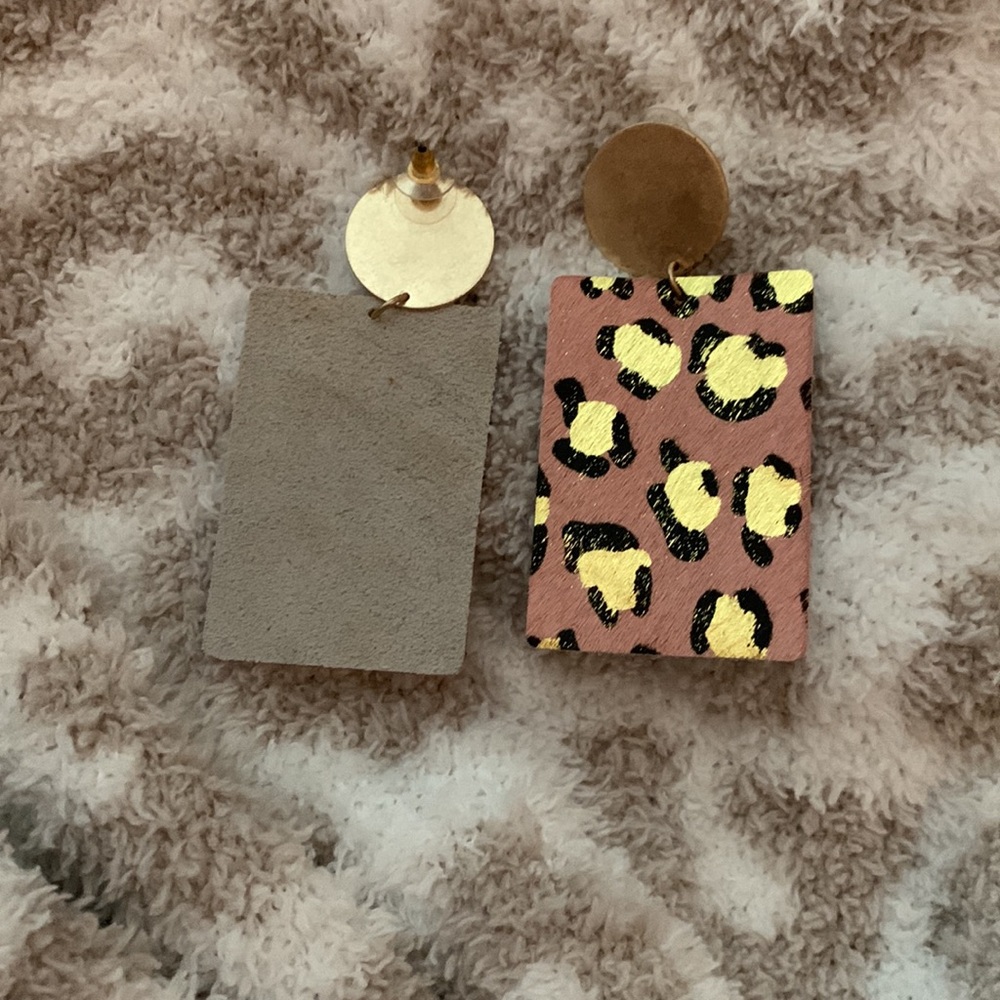 Earrings - Picture 2 of 2